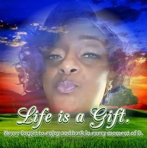 Meet your Posher, Leslie